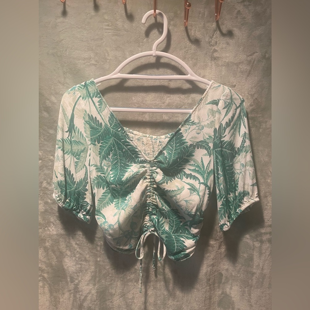 Urban Outfitters Tropical Croptop